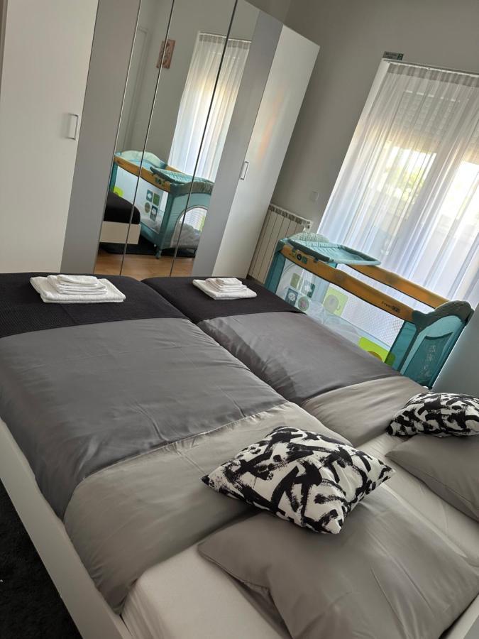 Sun&Sea Appartement Poreč Buitenkant foto